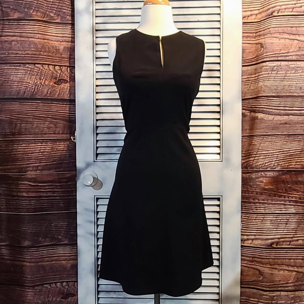 Calvin Klein Sz 6 Classic Little Black Dress